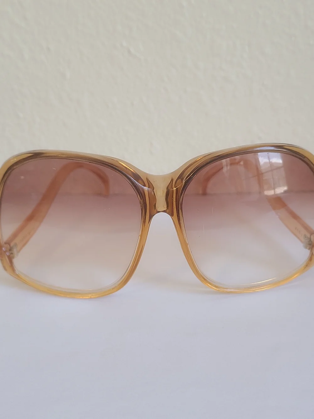 Foster Grant Oversized Women's Sunglasses in Amber Gradient Vintage Rare